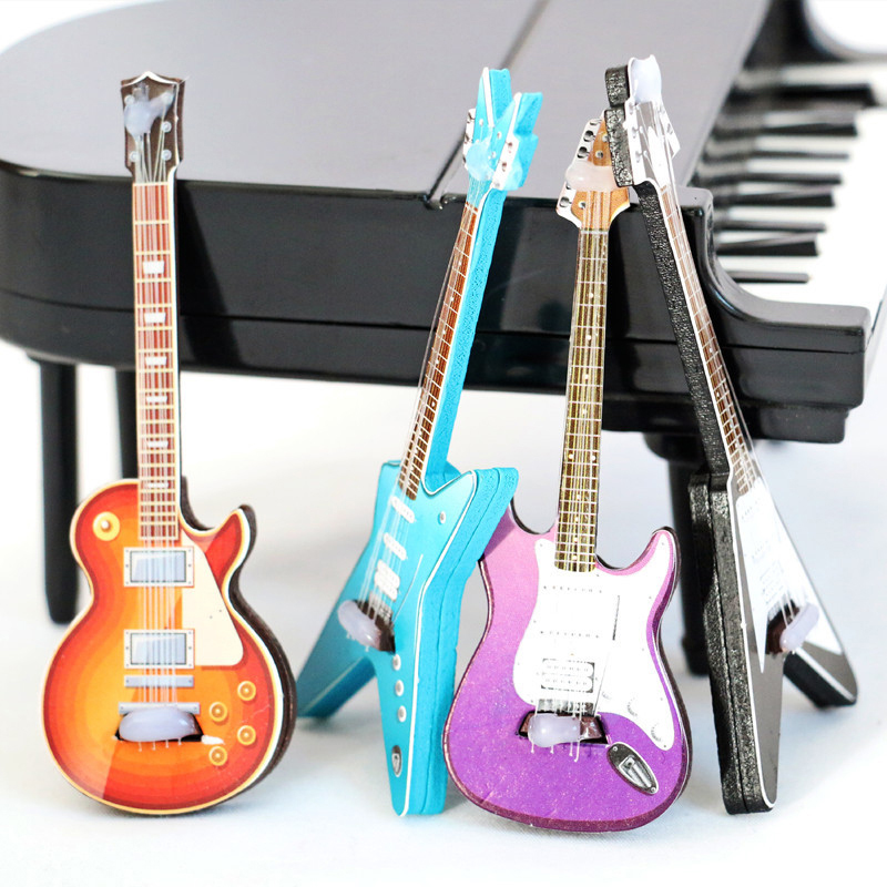 1 adet 1/12 Dollhouse Gitar Oy - Musical Instrument With A incelemesi ve fiyatı