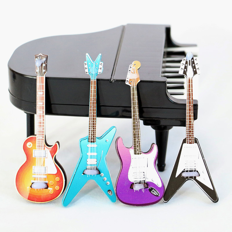 1 adet 1/12 Dollhouse Gitar Oy - Musical Instrument With A incelemesi ve fiyatı